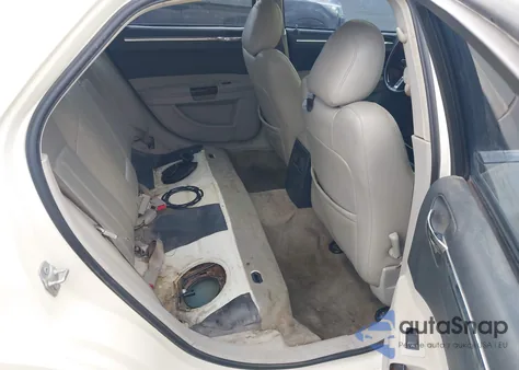 2007 Chrysler 300C z USA, uszkodzony, nr VIN 2C3KA63H17H897169